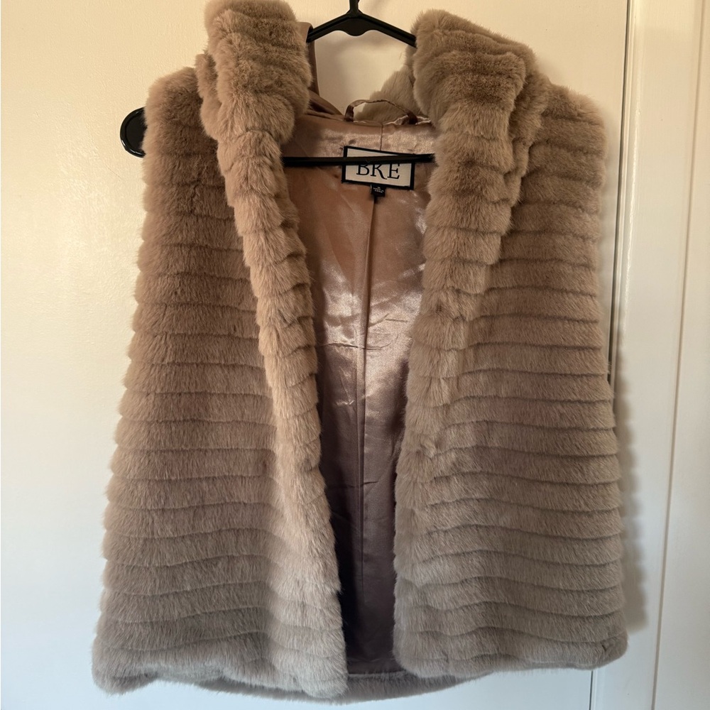 Faux fur vest